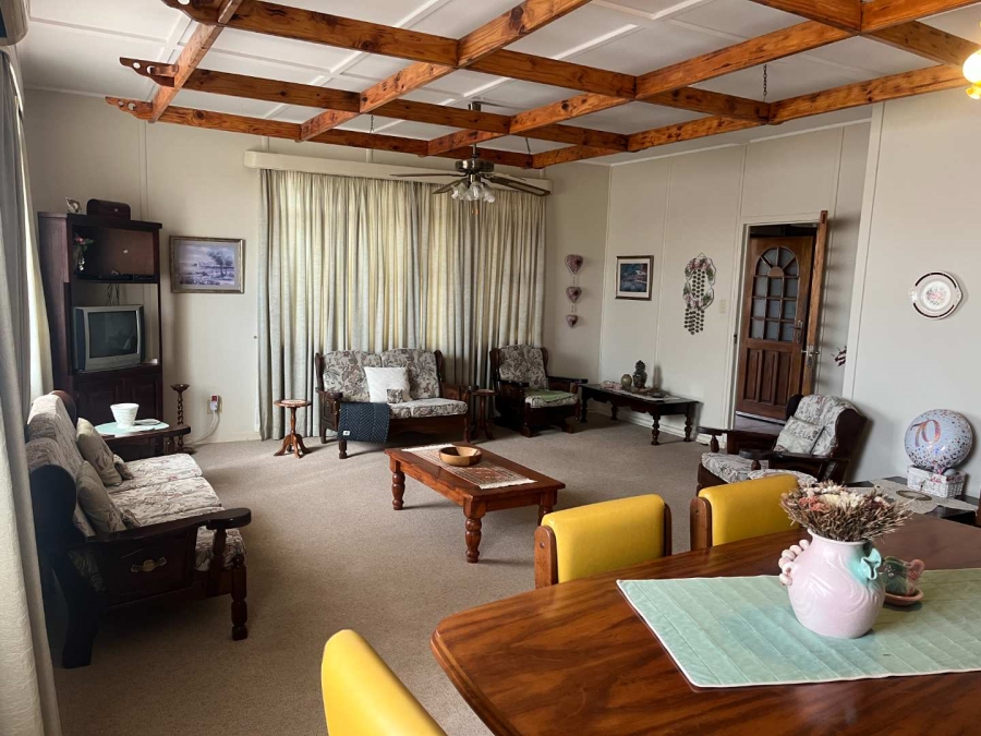 4 Bedroom Property for Sale in Kakamas Northern Cape
